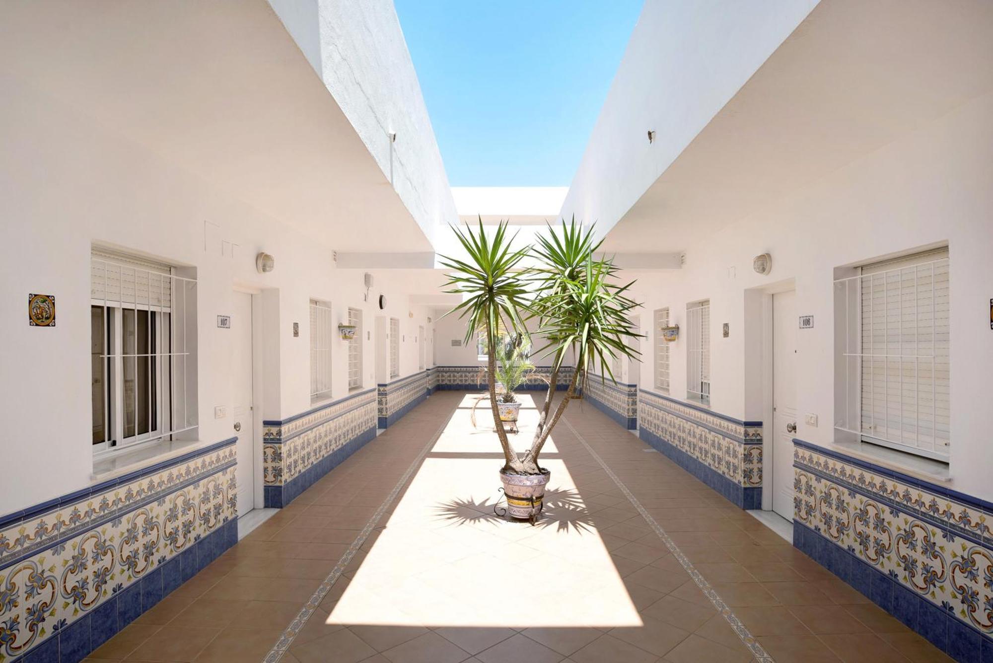Apartamento Mediterraneo 105 コニル・デ・ラ・フロンテラ エクステリア 写真