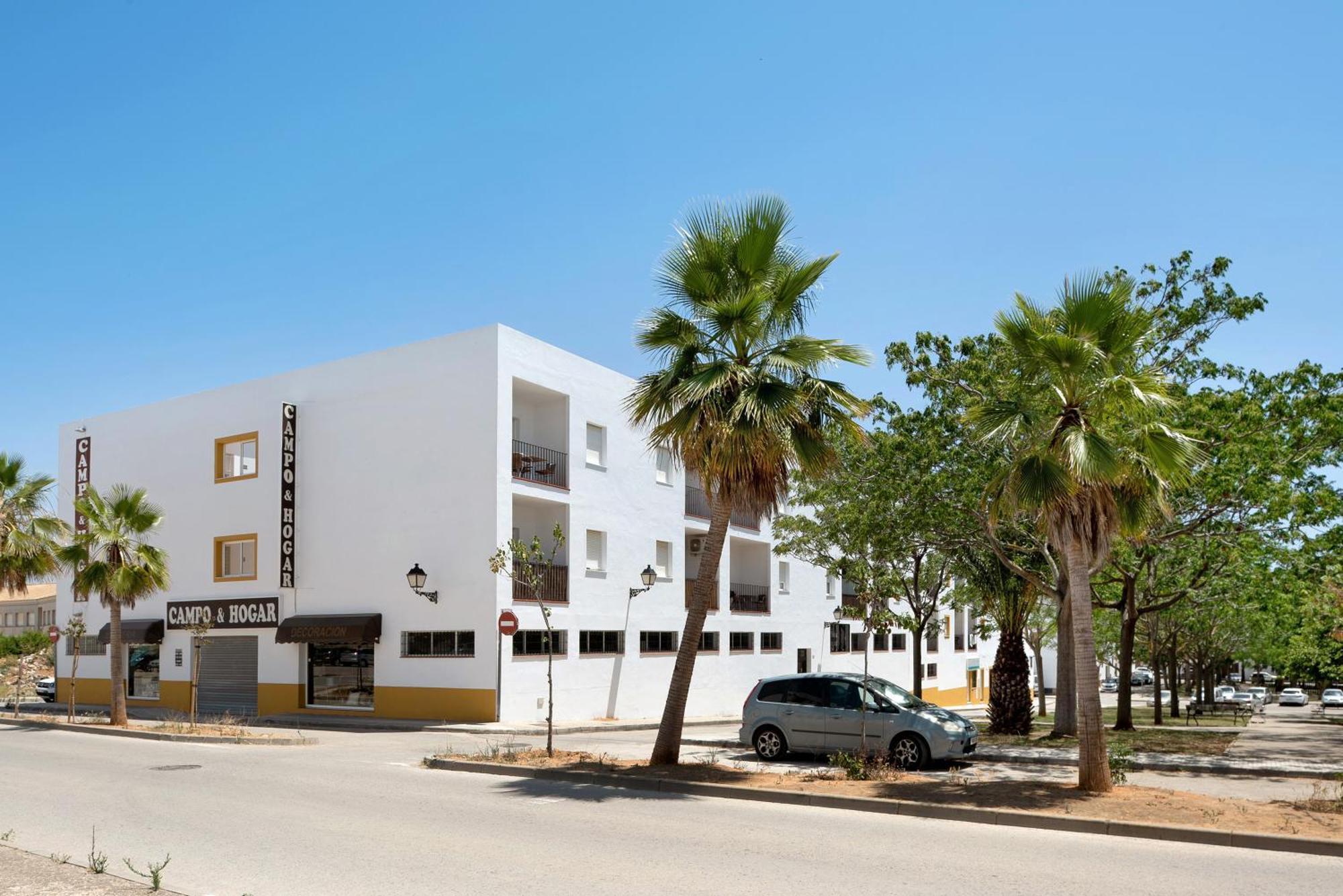 Apartamento Mediterraneo 105 コニル・デ・ラ・フロンテラ エクステリア 写真